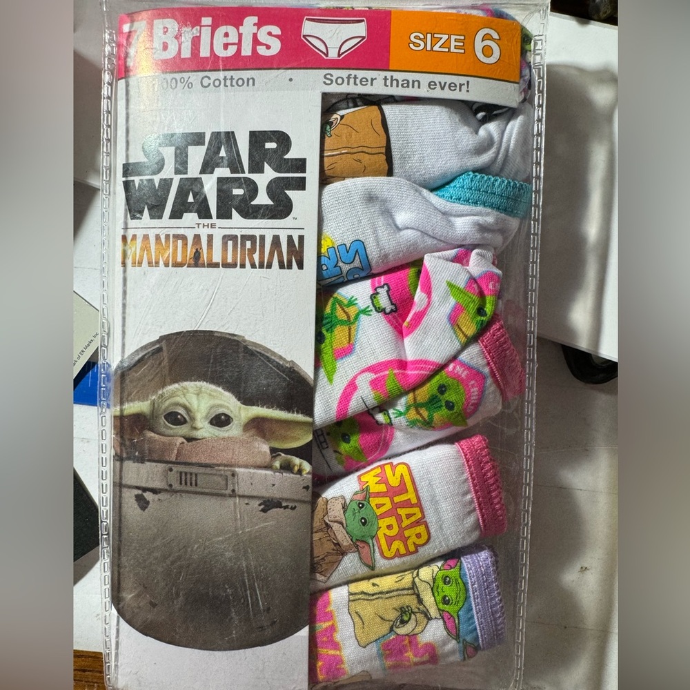 Disney Star Wars The Mandalorian Print 100% Cotton 7 Girl’s Briefs Size 6